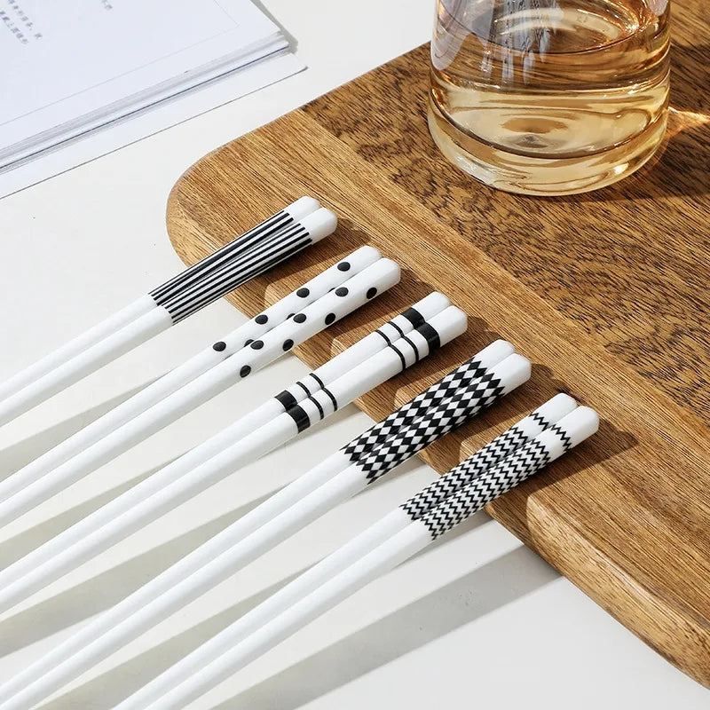 One Pair Reusable White Glass Chopsticks - ANAAN